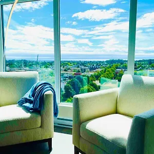 luxury-downtown-2bedroom-condo-with-ocean-views.richmond-hotels.com/