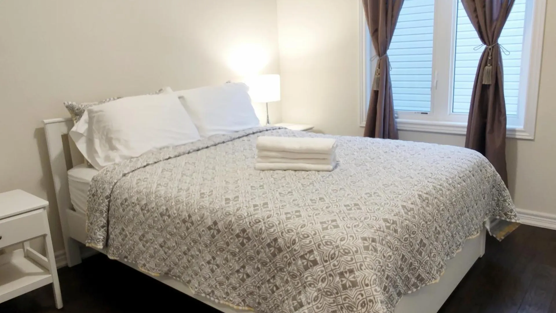 Bed & Breakfast Home Pearl B&B Niagara Falls Canada